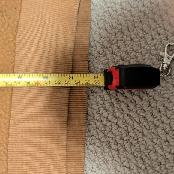 Last Chance - Everlane Renew Fleece Sweatshirt in Mustard - Picture 9 of 9